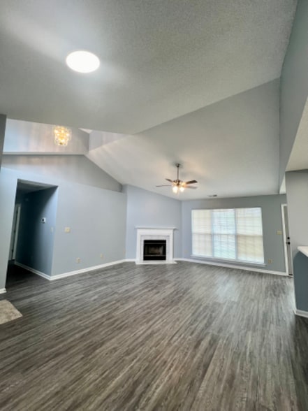 Building Photo - 4445 Fawnbrook Ave SW