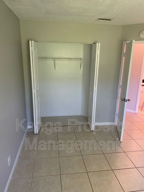 Building Photo - 11429 NW 35th St