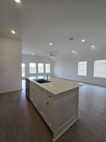 Building Photo - 3008 Pintail Green Dr