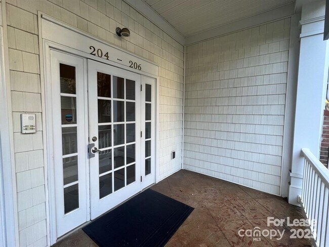 Building Photo - 21031 Catawba Ave