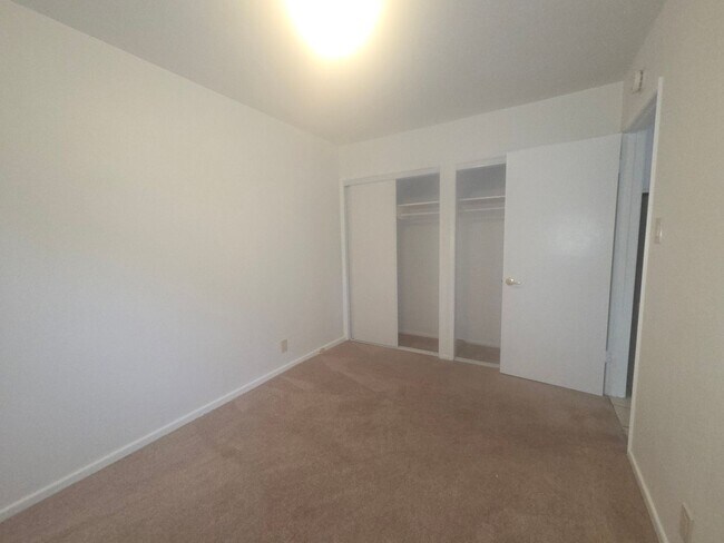 Building Photo - Small Cozy 1 Bedroom 1 Bath in Central Ojai