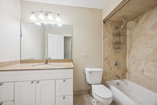 Building Photo - 9S525 Allison Ct