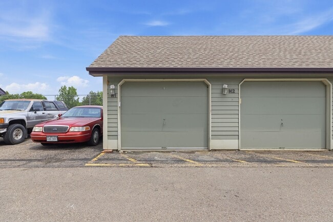 Building Photo - Newly Updated Throughout 2-Bed, 2.5-Bath Condo in Great Fort Collins Location!