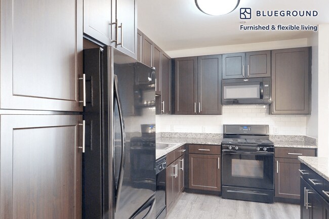 Building Photo - 80 North Centre Ave-SI FL3-ID3835A