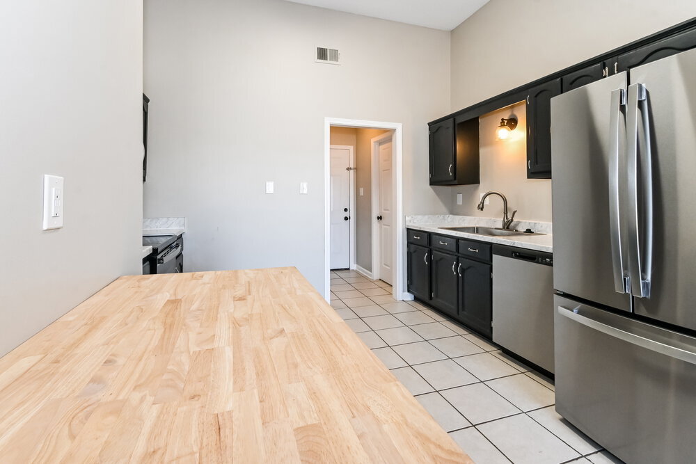 Building Photo - 1733 Timber Creek Dr