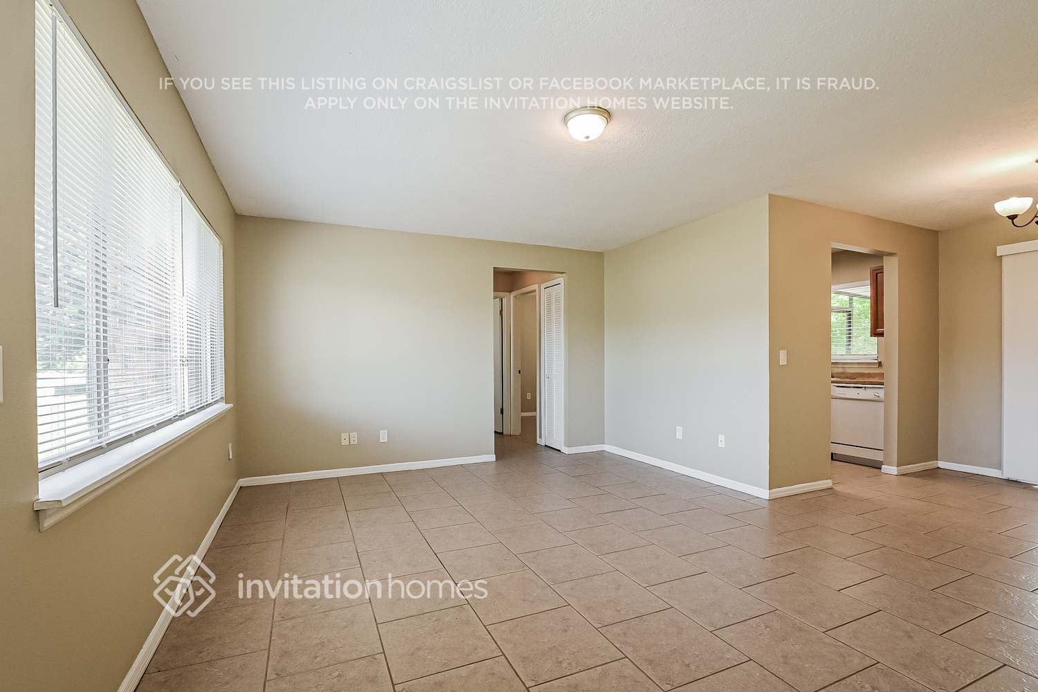 Building Photo - 3196 Sky St