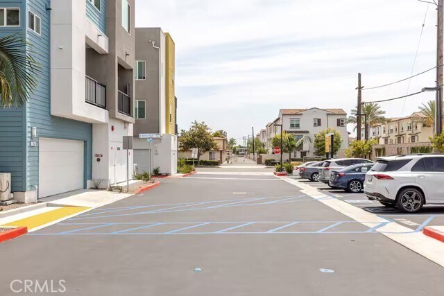 Building Photo - 243 S Sand Palm Dr