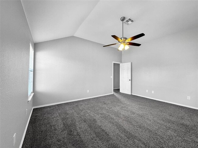 Building Photo - 4917 SE 89th Terrace