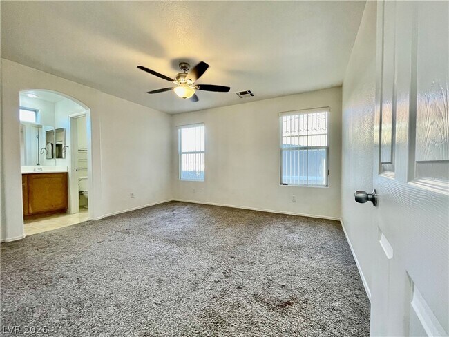 Building Photo - 11901 Fairfax Ridge St