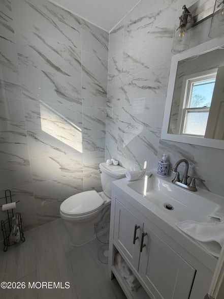 Building Photo - 534 Apple Dr