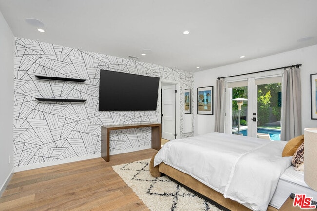 Building Photo - 321 Laurel Ave