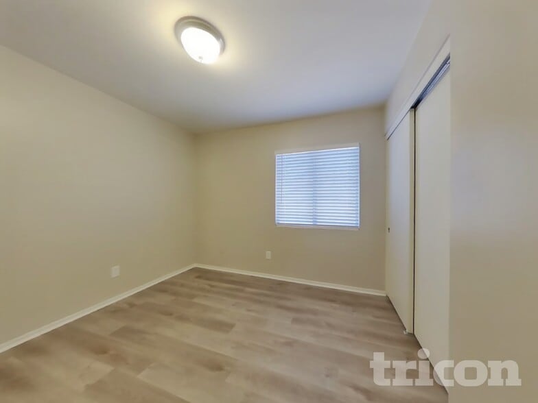 Building Photo - 12306 N Palm St