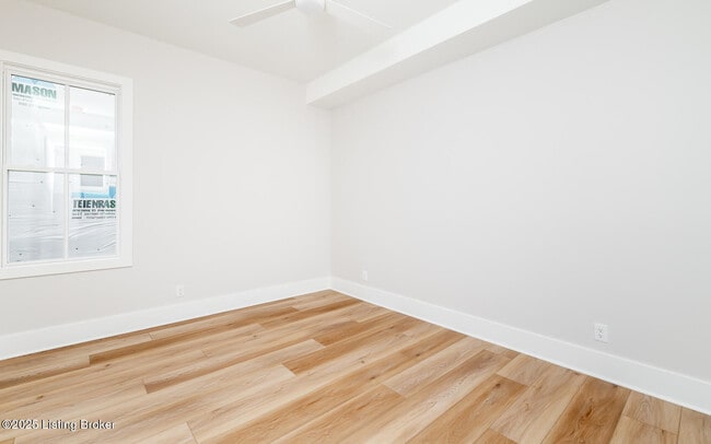 Building Photo - 6100 Passionflower Dr