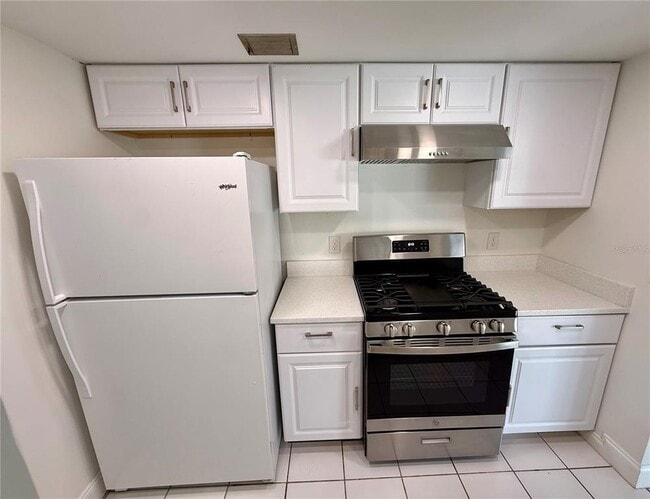 Building Photo - 2632 Talbot Rd