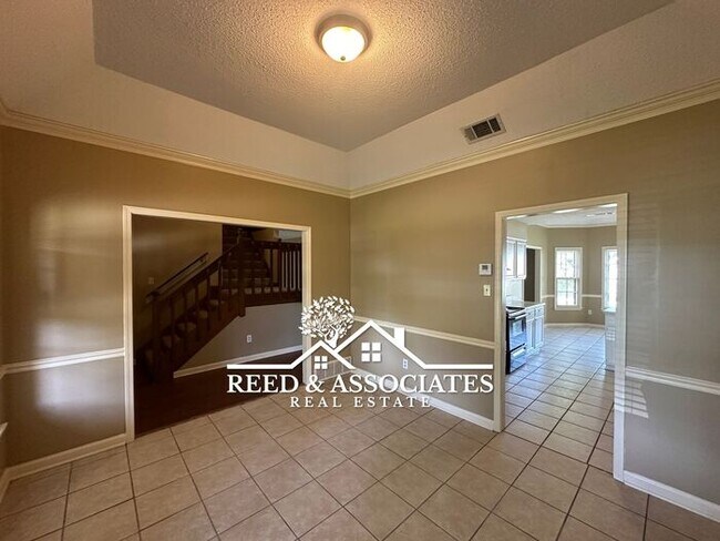 Building Photo - Spacious 4 Bedroom in GERMANTOWN!!