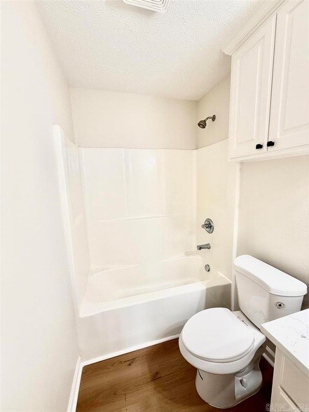 Building Photo - 506 Waymack Cove