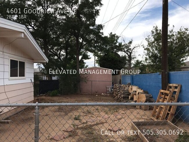 Building Photo - 4601 Goodrich Ave NE