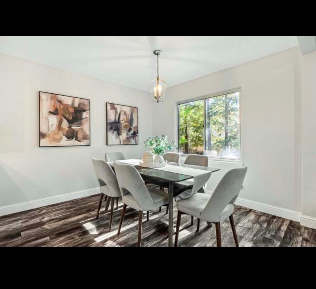 Building Photo - 310 Tradewinds Dr