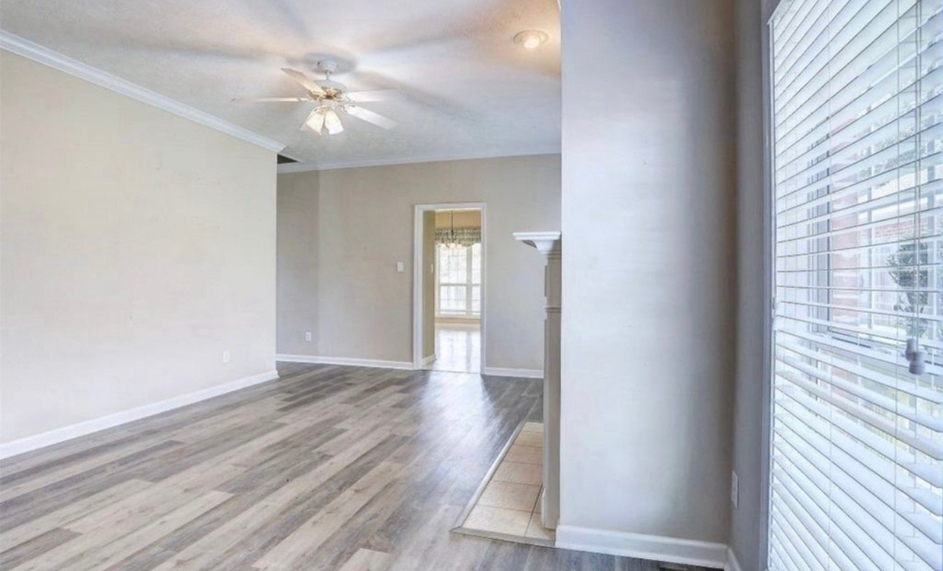 Building Photo - 6916 Sandfield Dr