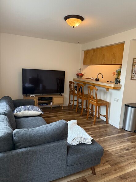 Building Photo - 3190 Camellia Ct