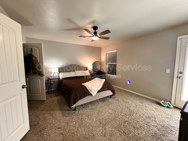 Building Photo - 4122 Bonaparte Blvd