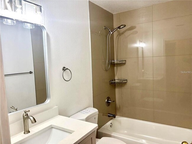 Building Photo - 201 E Baker St