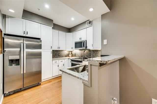 Building Photo - 2601 Preston-1104