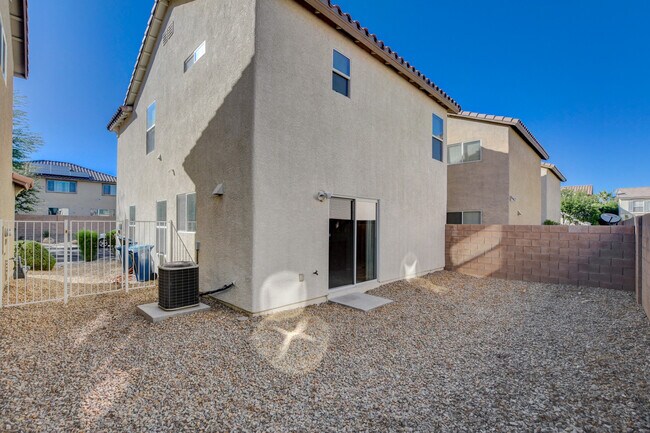 Building Photo - 4256 Lady Burton St