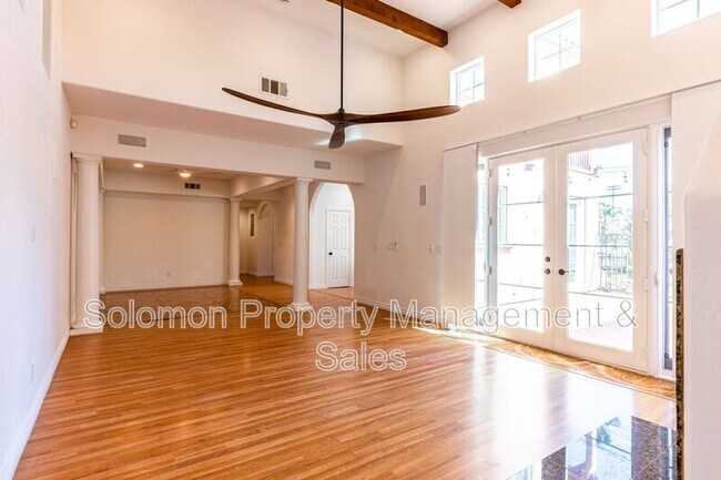 Building Photo - 316 Surfrider Way