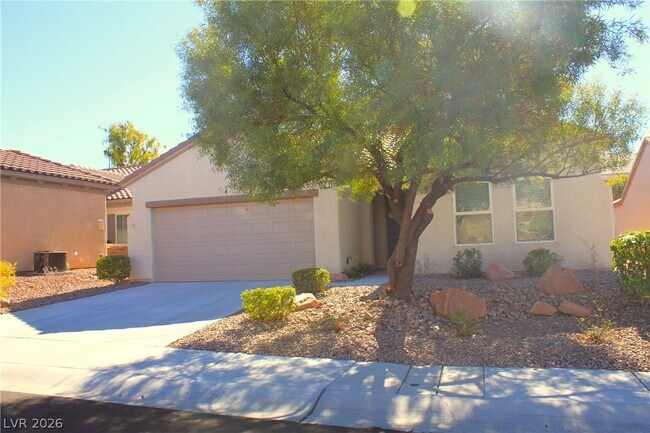 Building Photo - 2212 Sawtooth Mountain Dr