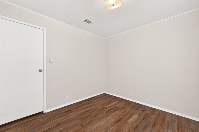 Building Photo - 11918 Greensbrook Forest Dr