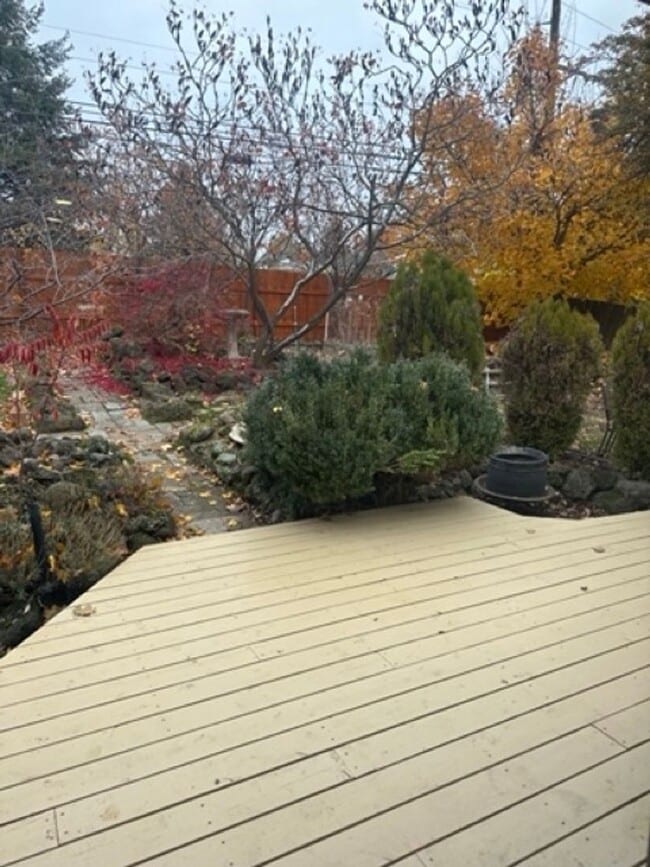 Building Photo - Cheney Home