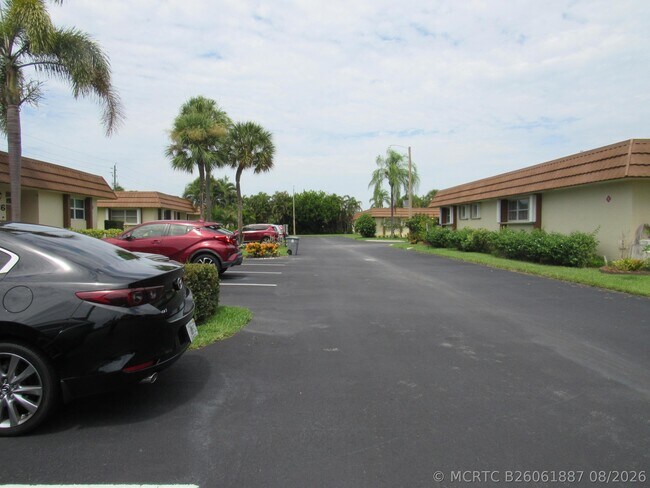 Building Photo - 5780 Fernley Dr