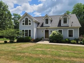 Building Photo - 11 Beacham Rd