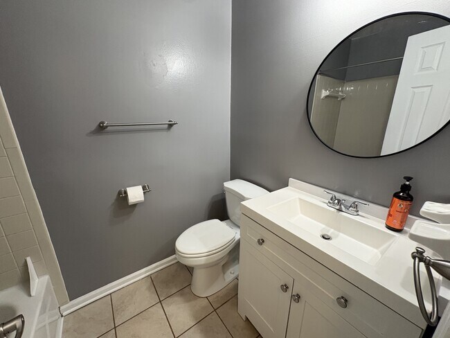 Building Photo - 1501 Antler Cir