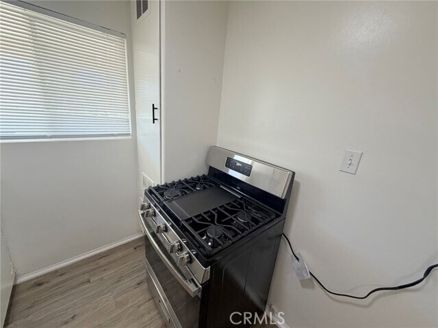 Building Photo - 316 N San Gabriel Ave