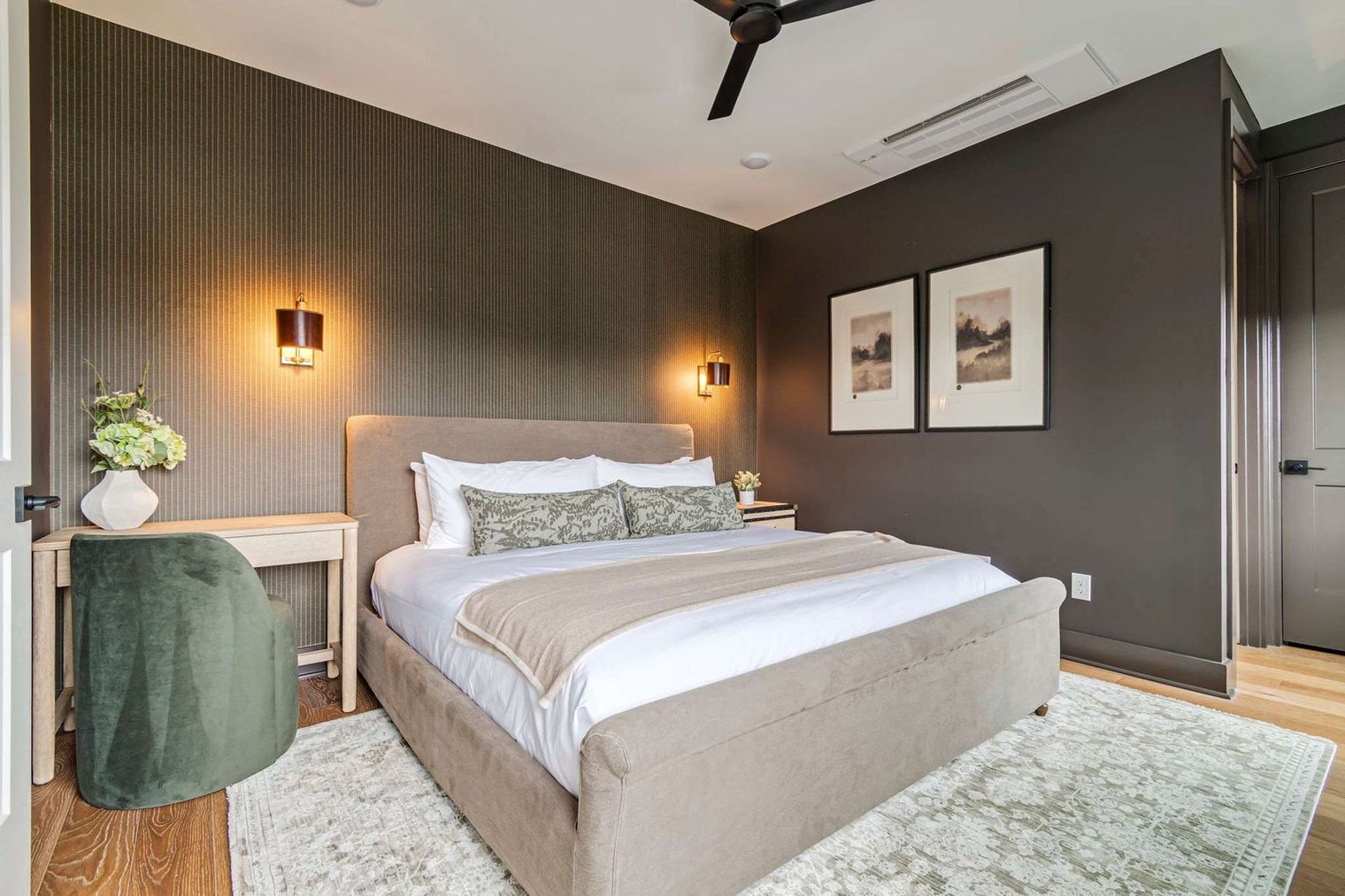 Building Photo - 1117 3rd Ave S