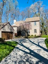 Building Photo - 206 Drakes Drum Dr