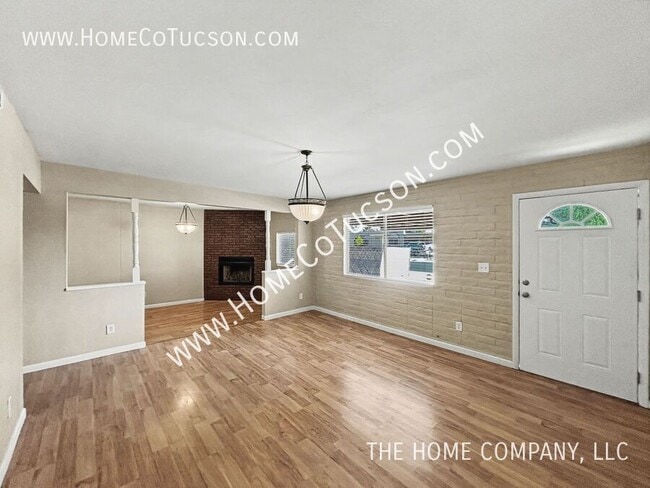 Building Photo - 3740 S Jessica Ave