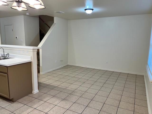 Building Photo - 1012 Christopher Ave