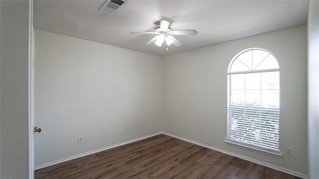 Building Photo - 3124 Creekside Dr