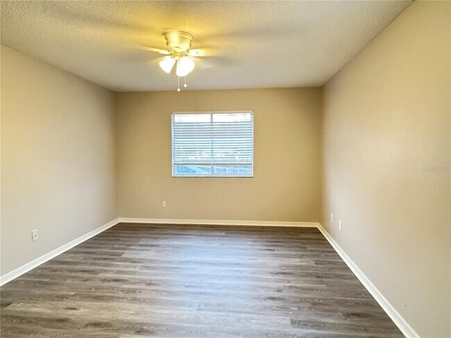 Building Photo - 14938 Deer Meadow Dr