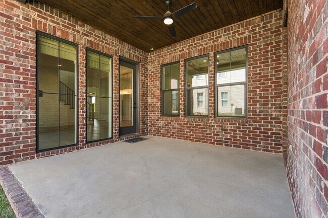 Building Photo - 5009 Owenruth Dr