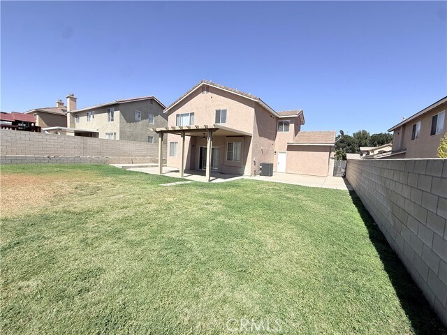 Building Photo - 7154 Garden Oaks St