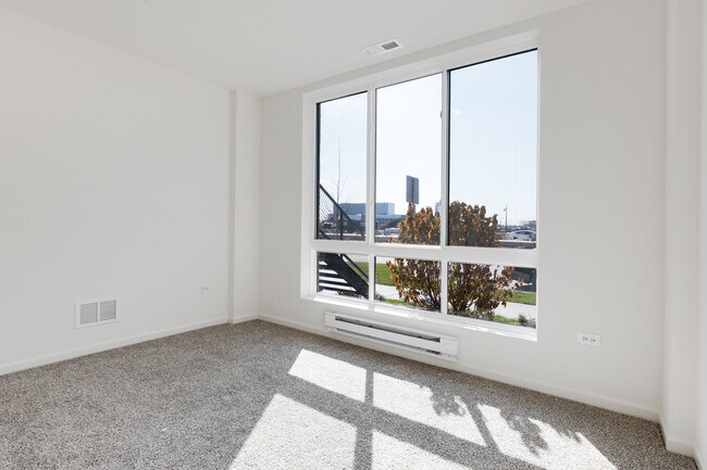 Building Photo - 1274 Catalina Ct.