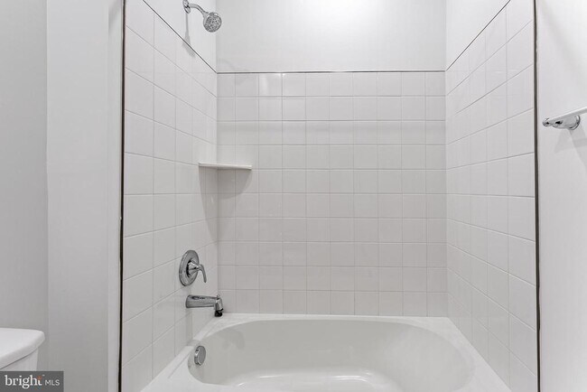 Building Photo - 3700 Havertill Ln