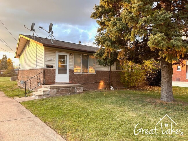 Primary Photo - $200 OFF FIRST MONTH'S RENT - Lovely 3 Bed...