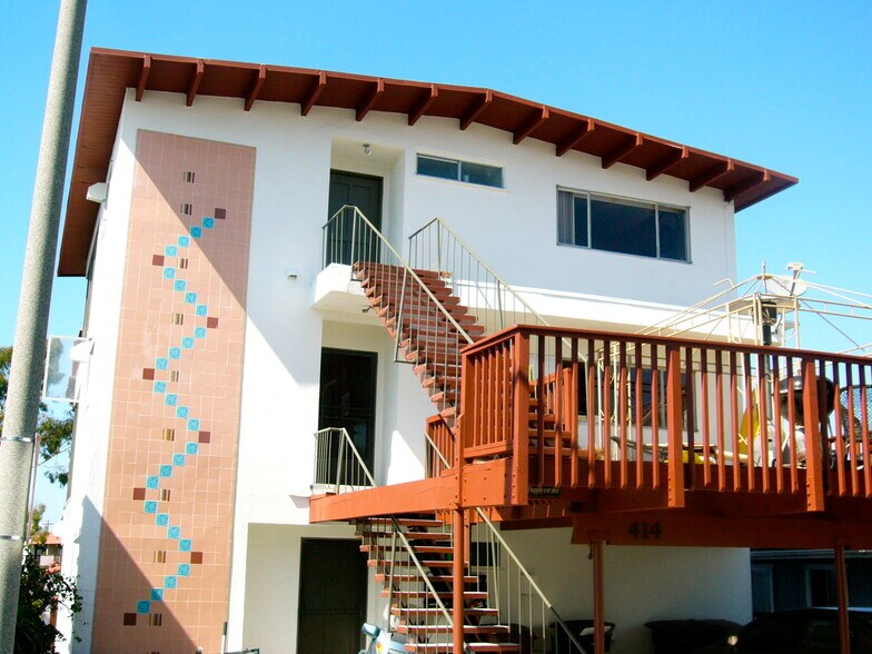 Front Street View of Preoperty - 414 Monterey Ln