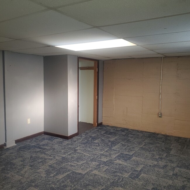 Building Photo - 1610 Columbia Ave