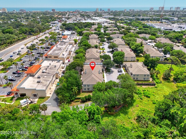 Building Photo - 43 Jardin De Mer Pl